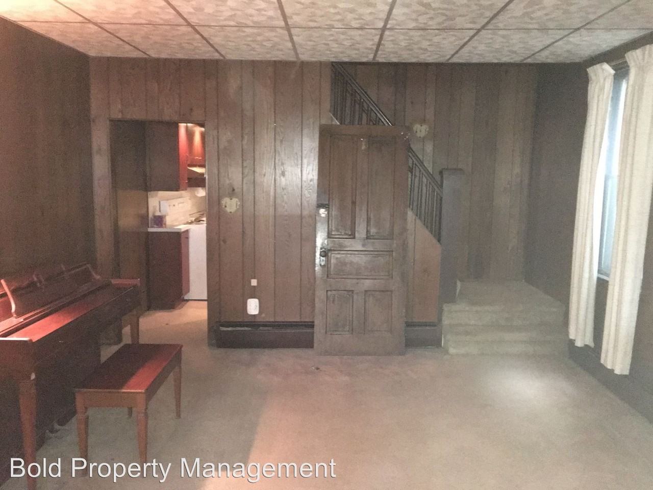 17 Main St - Photo 3 of 8