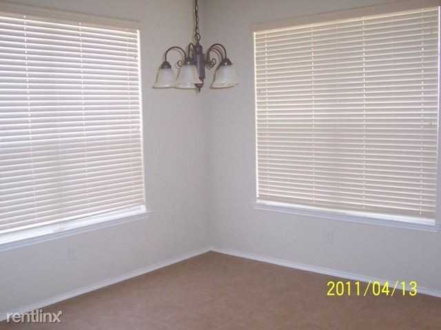 4908 Golden Gate Dr - Photo 3 of 10