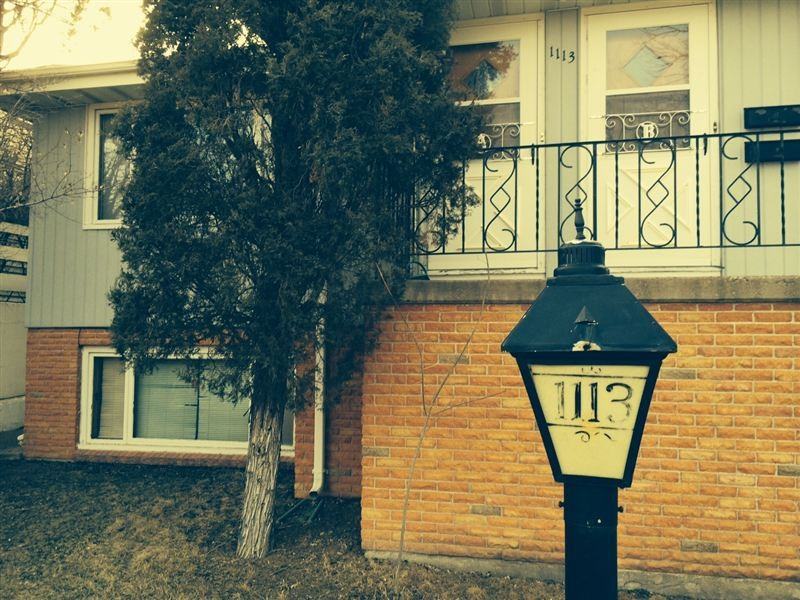 1113 N 3rd St - Photo 2 of 10