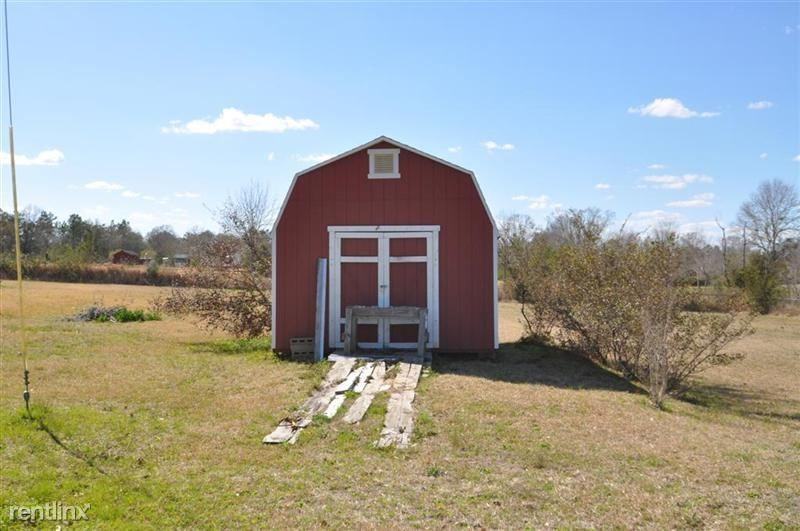 25150 Katie Dr - Photo 2 of 11