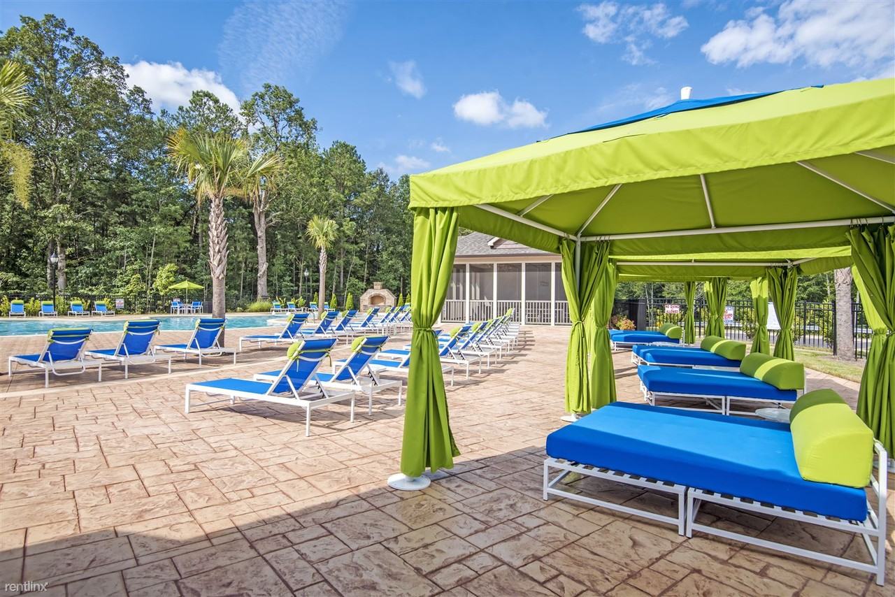 Bacarra Apartments - Photo 3 of 10