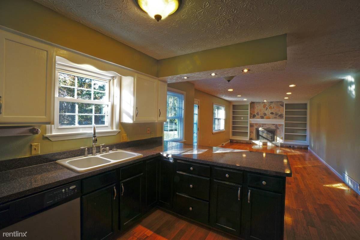 3823 Pine Meadow Rd - Photo 3 of 10