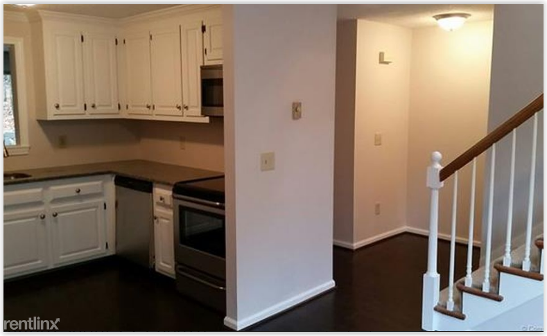 2-98 Edgewood St #43 - Photo 3 of 10