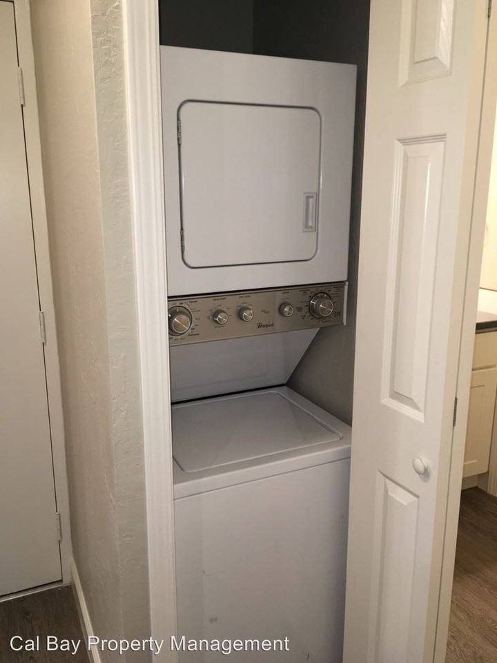 525 Walnut St. - Photo 2 of 7