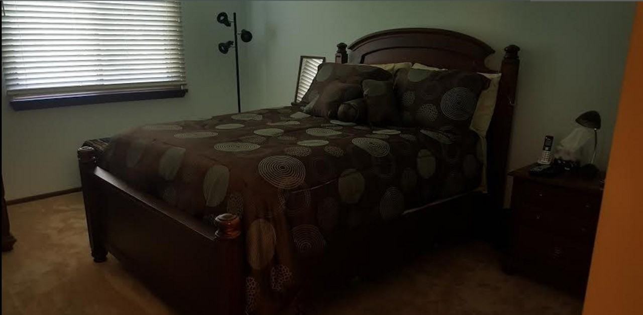 107 Grenadier Court - Photo 3 of 7