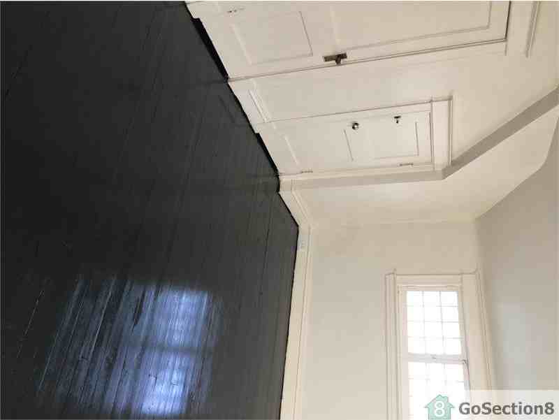 3631 Pine Grove Ave - Photo 2 of 15