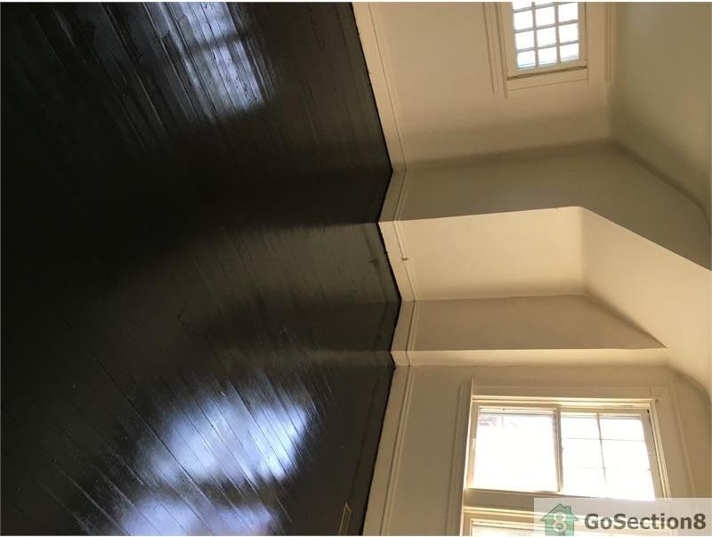 3631 Pine Grove Ave - Photo 3 of 15