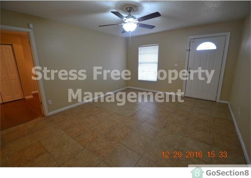 8513 Tidewater Trail - Photo 3 of 14