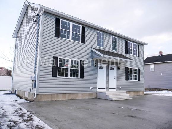 31 Railroad St - Photo 3 of 3