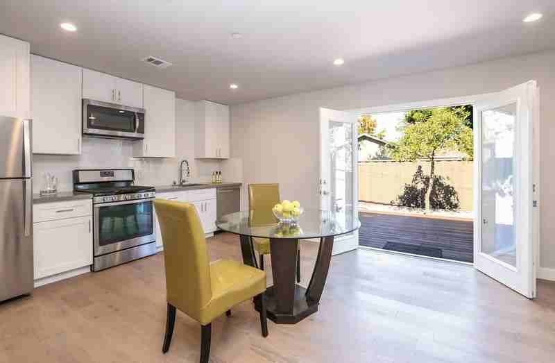 2826 Kensington Rd - Photo 2 of 6