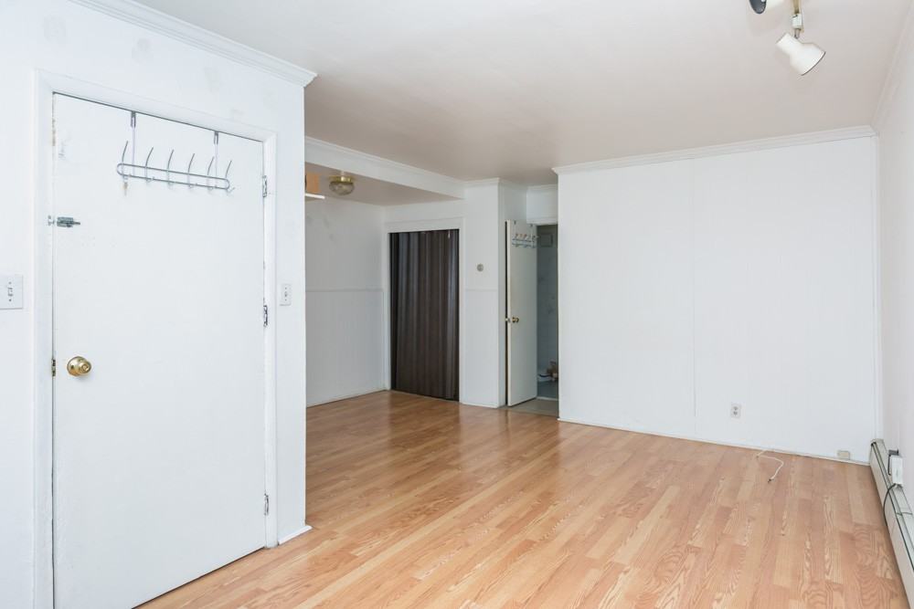 2531 N Jerusalem Rd - Photo 2 of 10