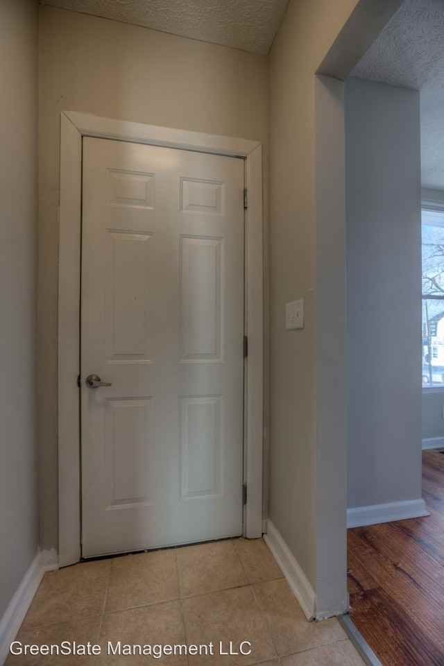 525 S 27th St - Photo 3 of 12