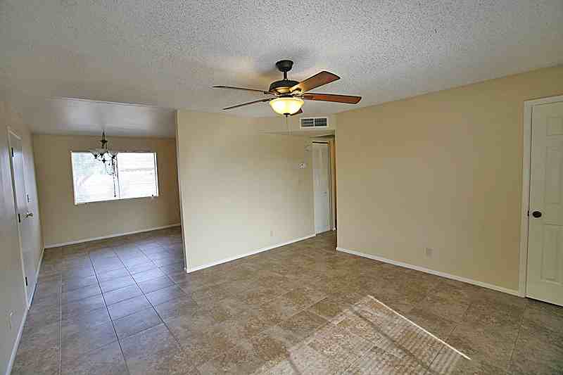 7210 W Turquoise Ave - Photo 3 of 12