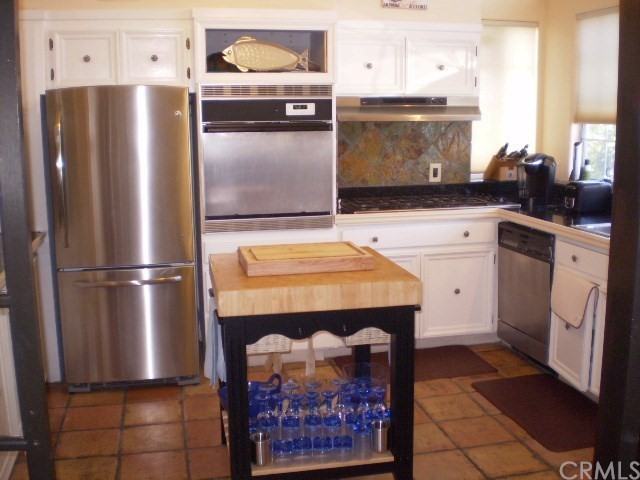 11 Saratoga - Photo 3 of 14