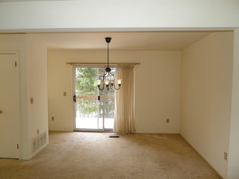 257 Long Meadow Rd - Photo 3 of 8