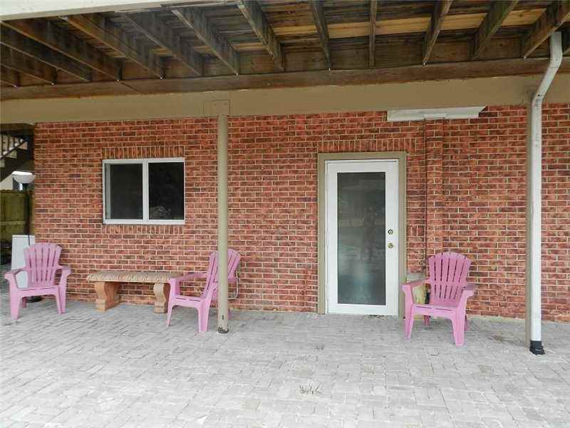 2700 SW 121st Terrace #1 - Photo 3 of 4