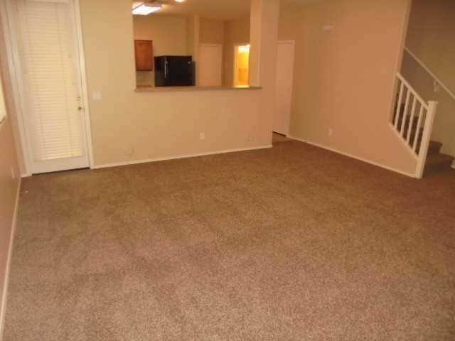 6628 W Adams St - Photo 3 of 14