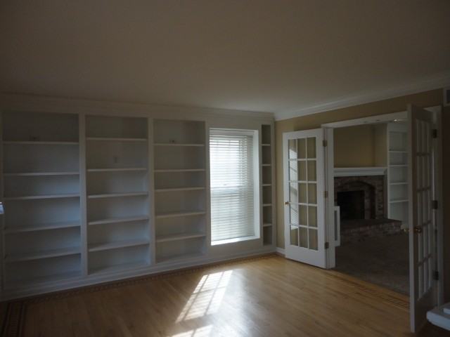 1170 Clayton Ct - Photo 3 of 15