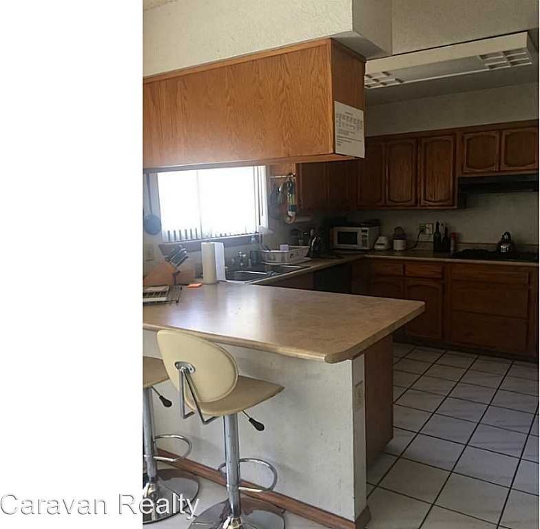 6729 Villa Hermosa Dr - Photo 3 of 10