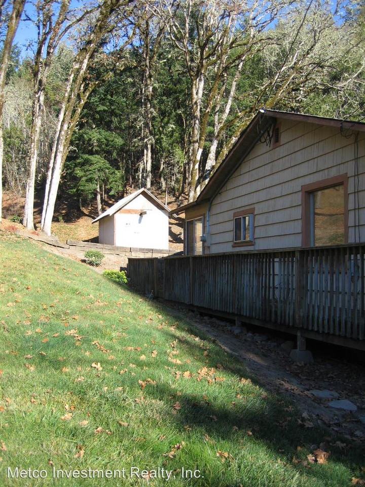 48243 E 2nd St - Photo 2 of 11