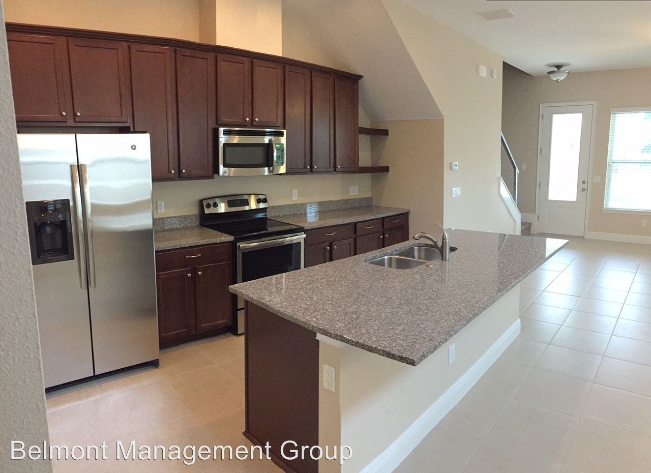 8083 Upper Perse Cir - Photo 2 of 11