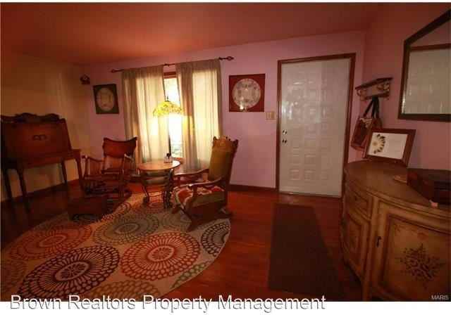 109 N St Johns Dr - Photo 3 of 12