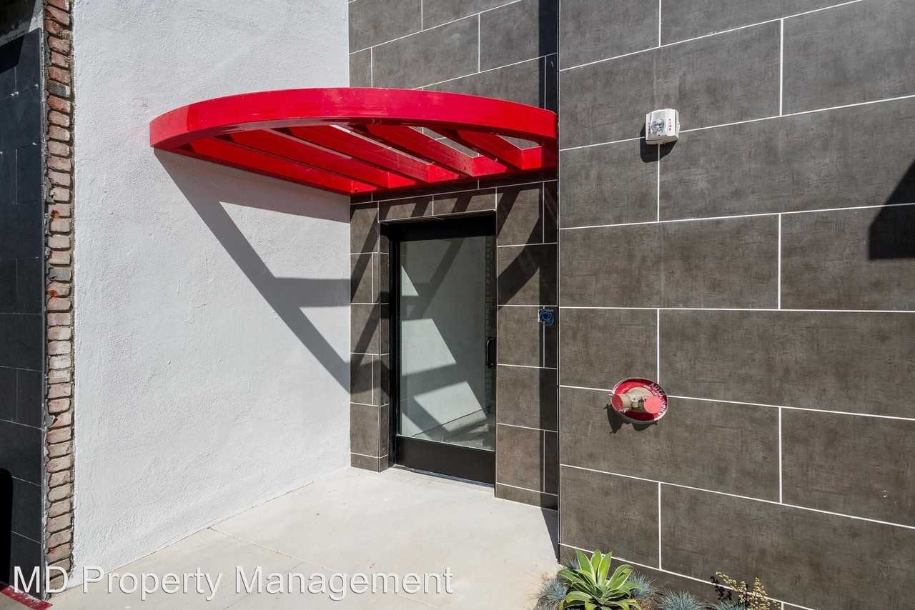 137 W. 6th Street - Photo 3 of 36