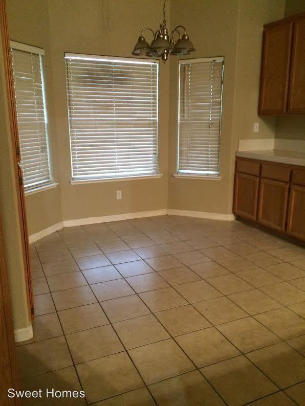 3936 Palmetto St - Photo 3 of 4