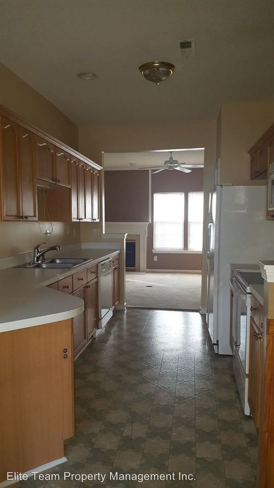 6029 Creft Cir - Photo 3 of 14