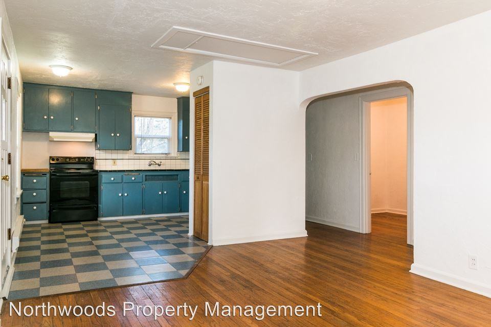 66 Lawrence St - Photo 3 of 8