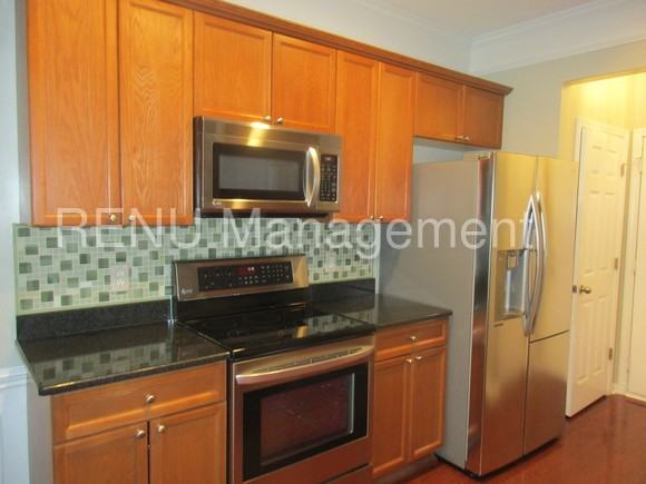 335 Shady Creek Ln - Photo 3 of 15