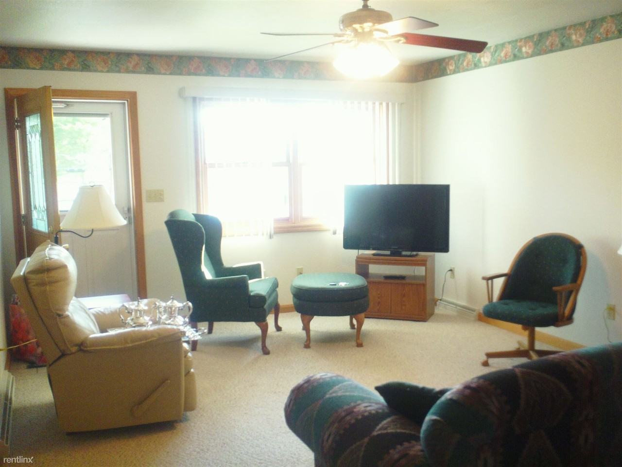 341 Hospital Ave #A - Photo 3 of 11