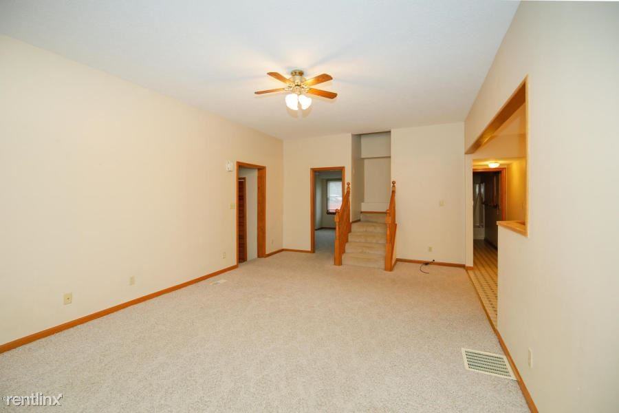 15951 Dutch Settlement Rd - Photo 2 of 19