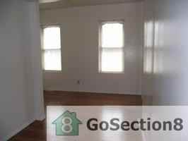 1413 Penrose St - Photo 2 of 16