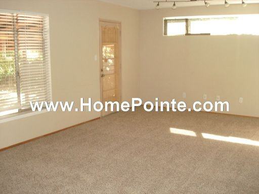 2500 38th Ave - Photo 2 of 8