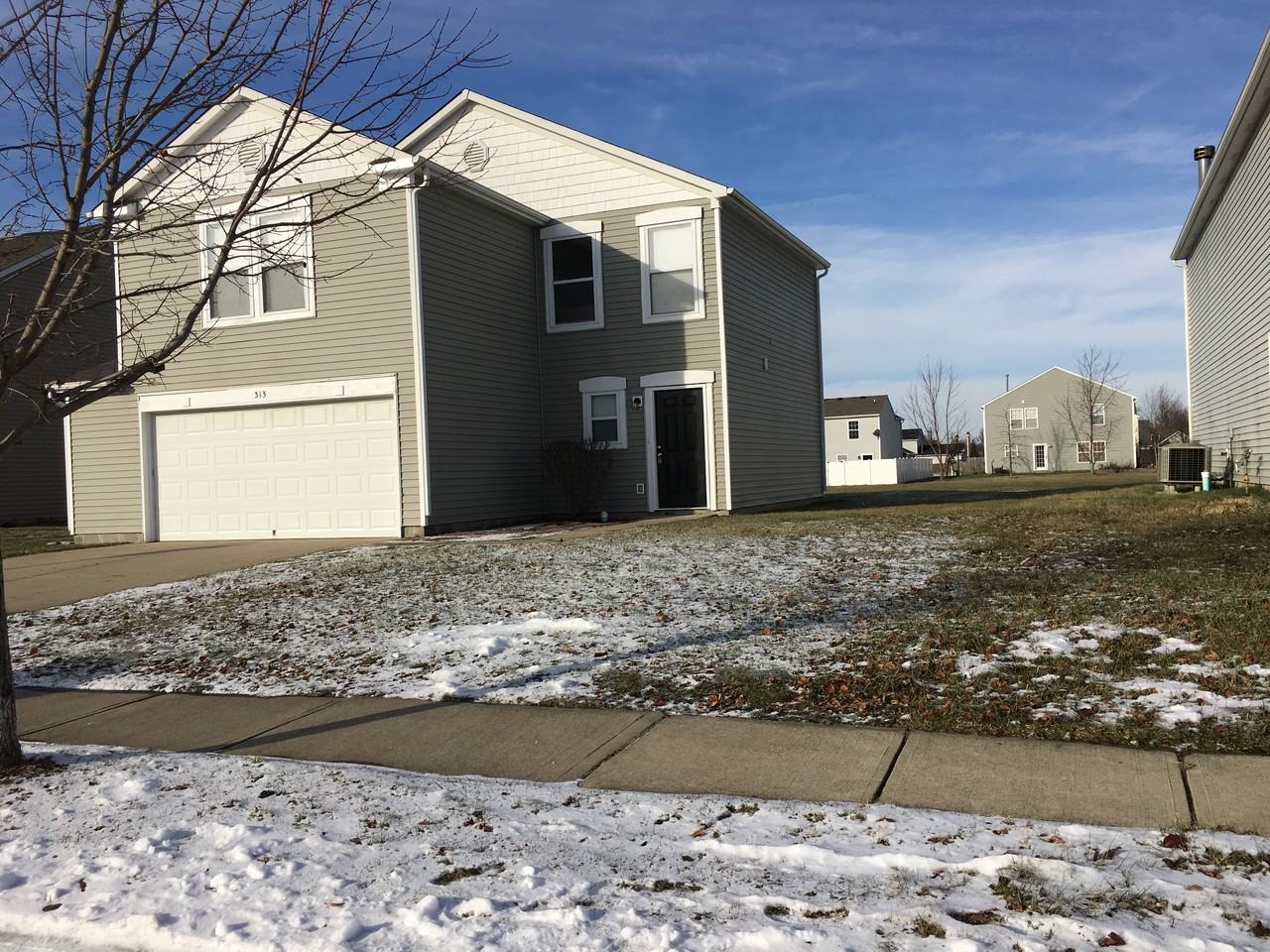 313 Longbow St - Photo 2 of 16