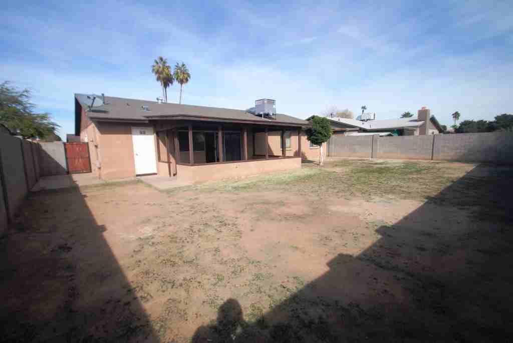 4213 W Northview Ave - Photo 2 of 15