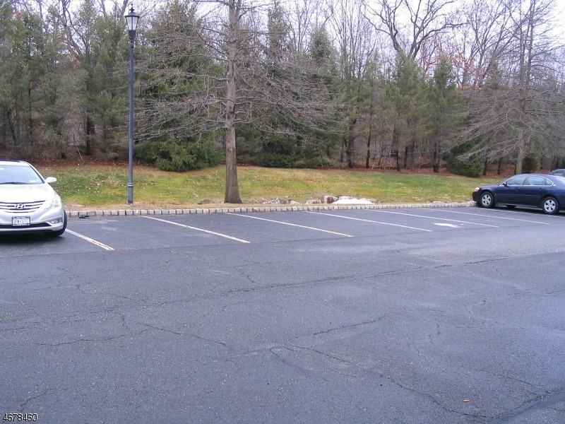 410 Cambridge Dr #410 - Photo 2 of 11