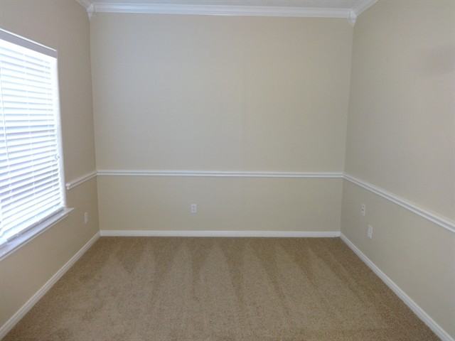 9116 Dolphin Cir - Photo 2 of 17