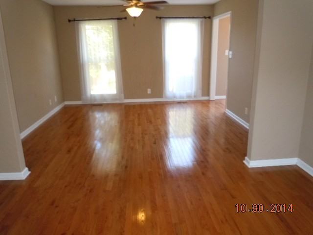 1119 Stonebrook Drive - Photo 2 of 10