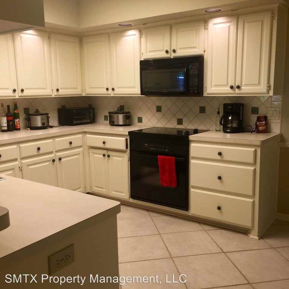 409 Oak Ridge Dr - Photo 2 of 12