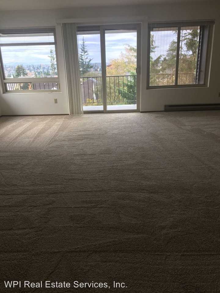 901 5th Ave - Photo 2 of 13