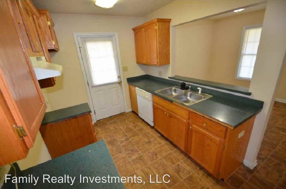 113 Graham St - Photo 2 of 8