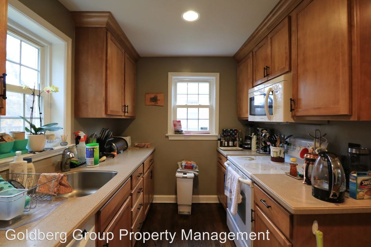 1908 Brisbane St - Photo 3 of 21