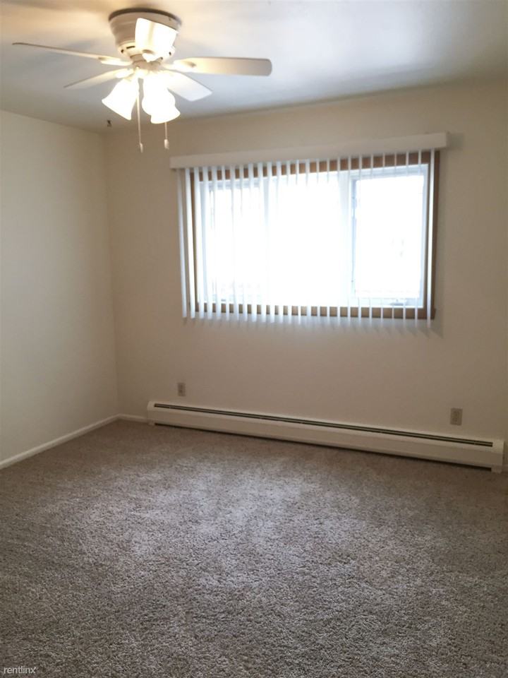 2898-2800 8th St N - Photo 3 of 6