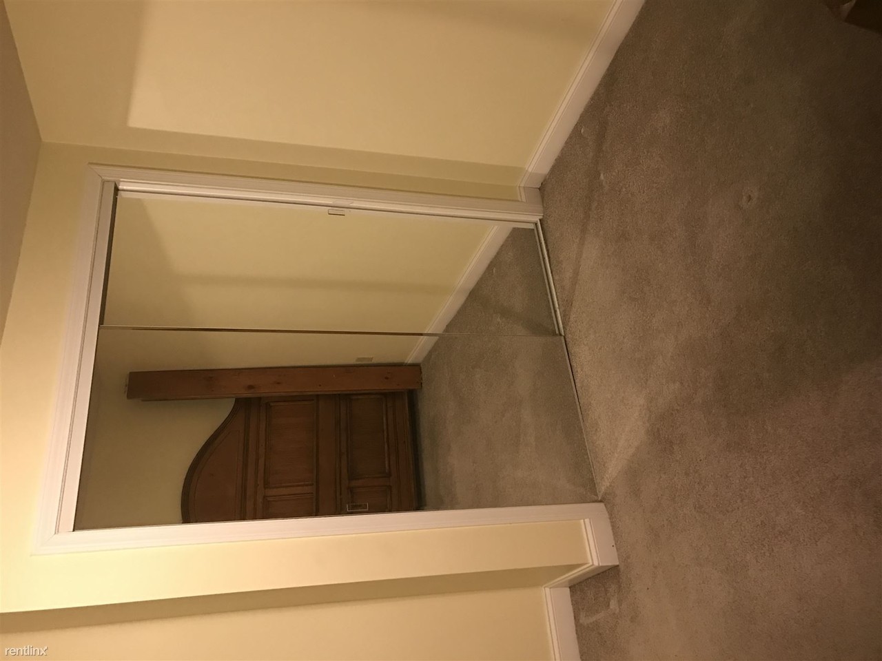 43 Clarke St #B - Photo 2 of 5
