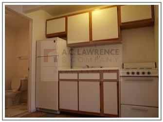 E 2nd St & Avenue D #4