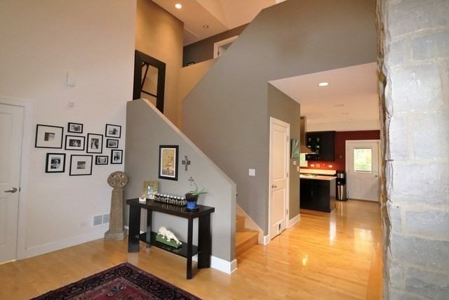 3511 Moraine Ct - Photo 2 of 25