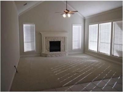 219 Versailles Ln - Photo 2 of 23