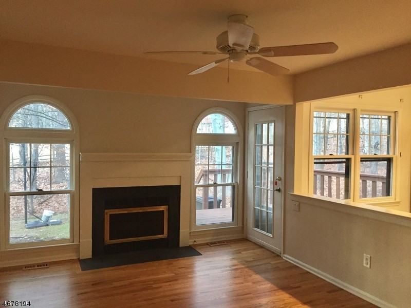 56 Aberdeen Dr - Photo 2 of 9